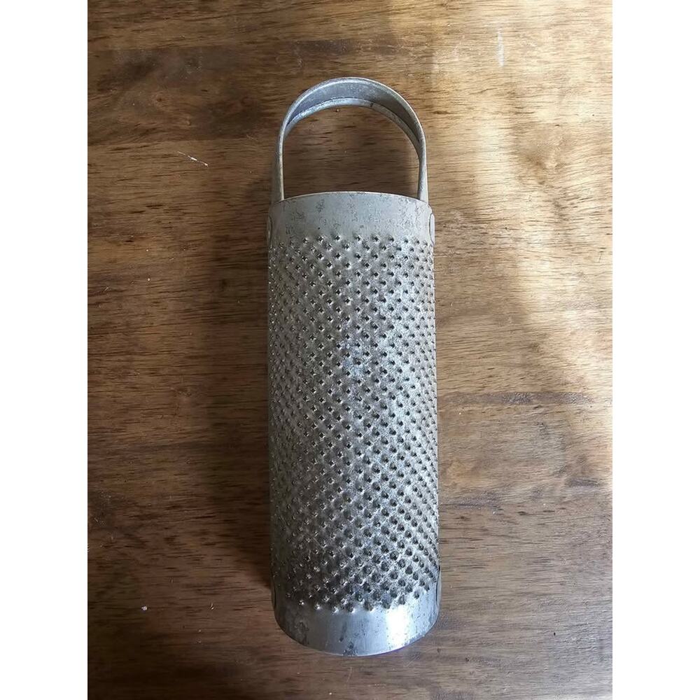 Vintage flat sided grater 12" tall primitive kitchen farmhouse country decor